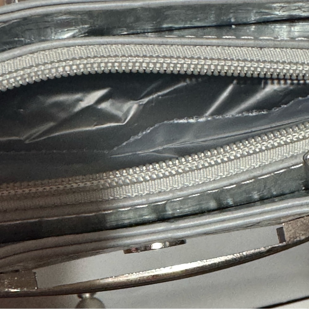 Silver Crocodile Pattern Shoulder Bag - image 3